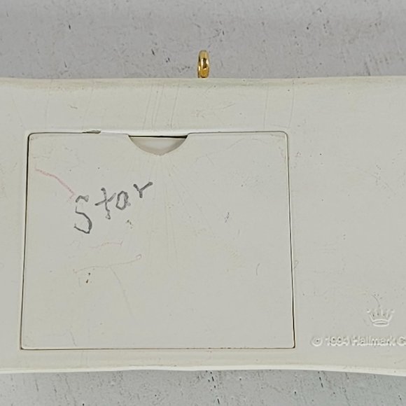 Vintage Hallmark Cards Dog Of The Year 1994 Christmas Ornament Photo Holdere - Picture 4 of 7